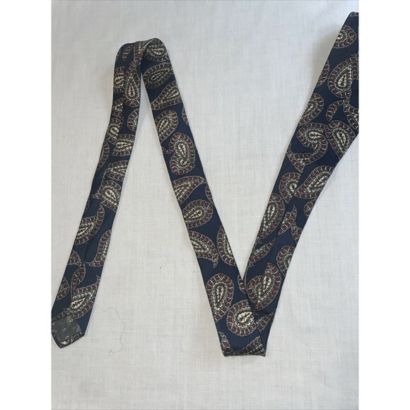 Pierre Balmain Men’s Dress Tie Size 55” Navy Blue Paisley Silk Business Formal - Picture 6 of 12